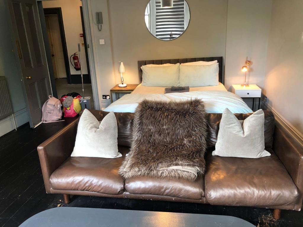 10 Large Elegant Studio - Prime Location - Comfortable - Private Hove Buitenkant foto